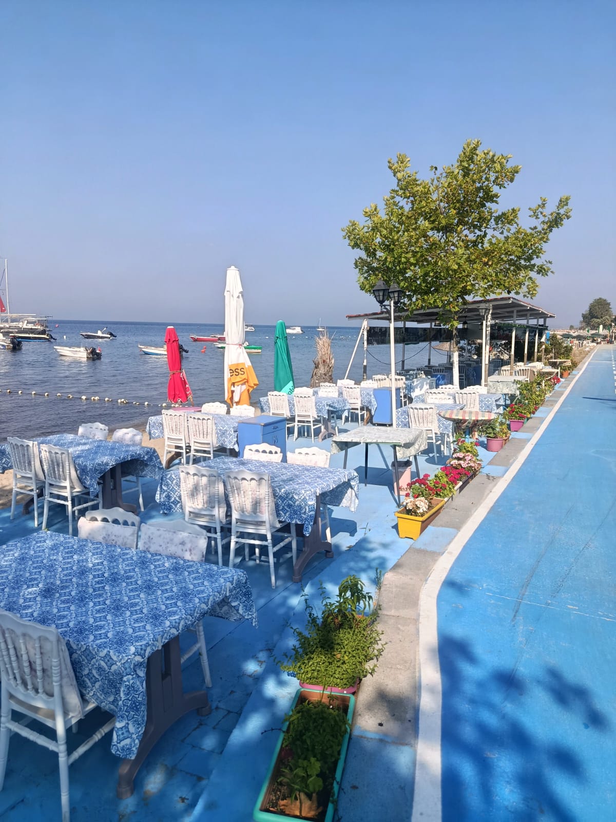 Erdek Çuğra Sahili : Deniz, Gün Batımı ve Huzurun Buluştuğu Yer