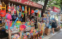 Erdek’in Gülen Yüzü : Kırtasiyeci Ali Abi Kırtasiyeci